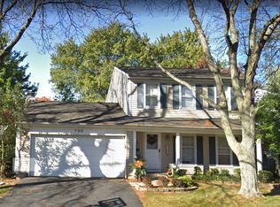 750 Iroquois Trl, Carol Stream, IL