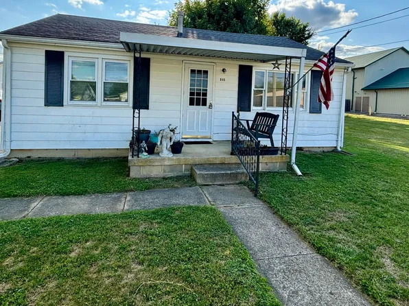 846 N 5th St, Greenfield, OH 45123