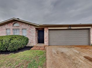 7308 Wagonwheel Rd, Fort Worth, TX 76133