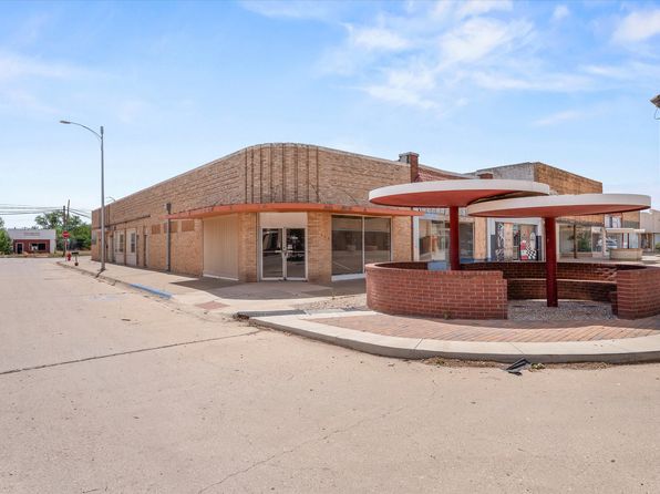 400 N Phelps Ave