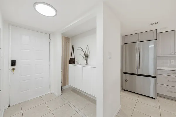 1915 Lavers Cir E #508 — Photo 16