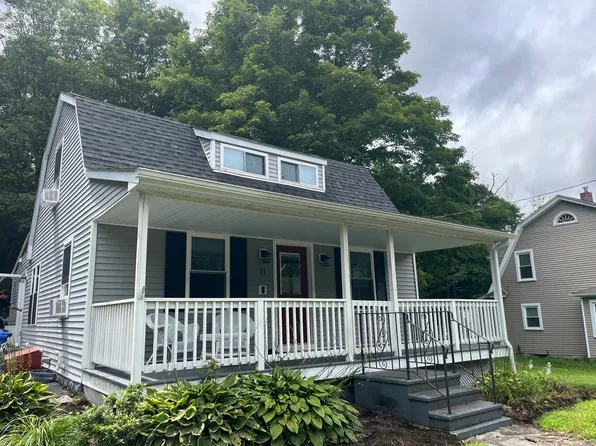 11 Carey Avenue, Plainfield, CT 06332