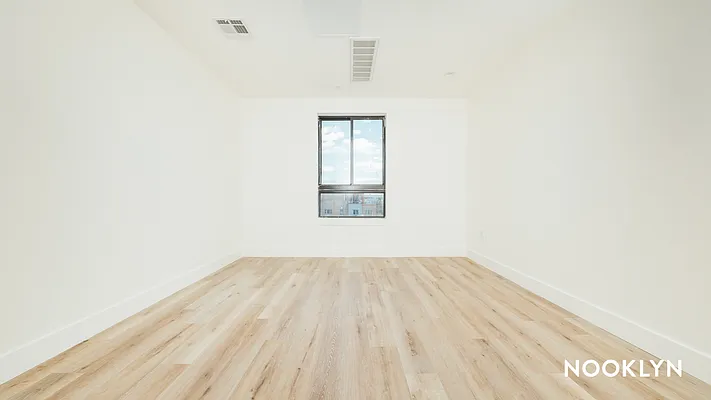 Rented by Nooklyn NYC LLC | media 32