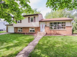 1514 E Reynolds Dr, Palatine, IL 60074
