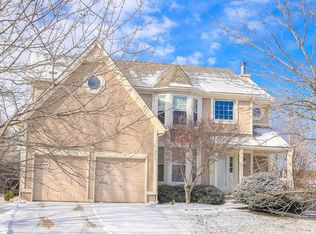 14956 Rhodes Cir, Lenexa, KS 66215