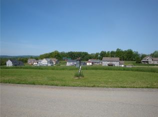 772 Victoria Way, Derry, PA 15627