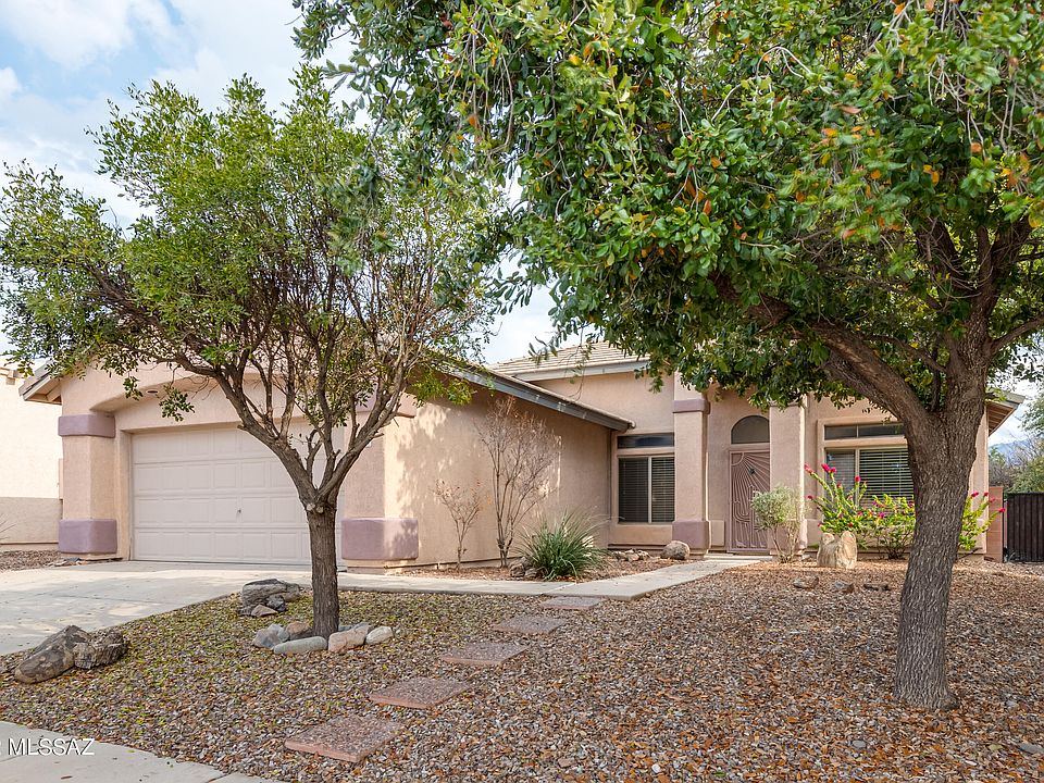 1st image of 11060 N Eagle Crest Dr