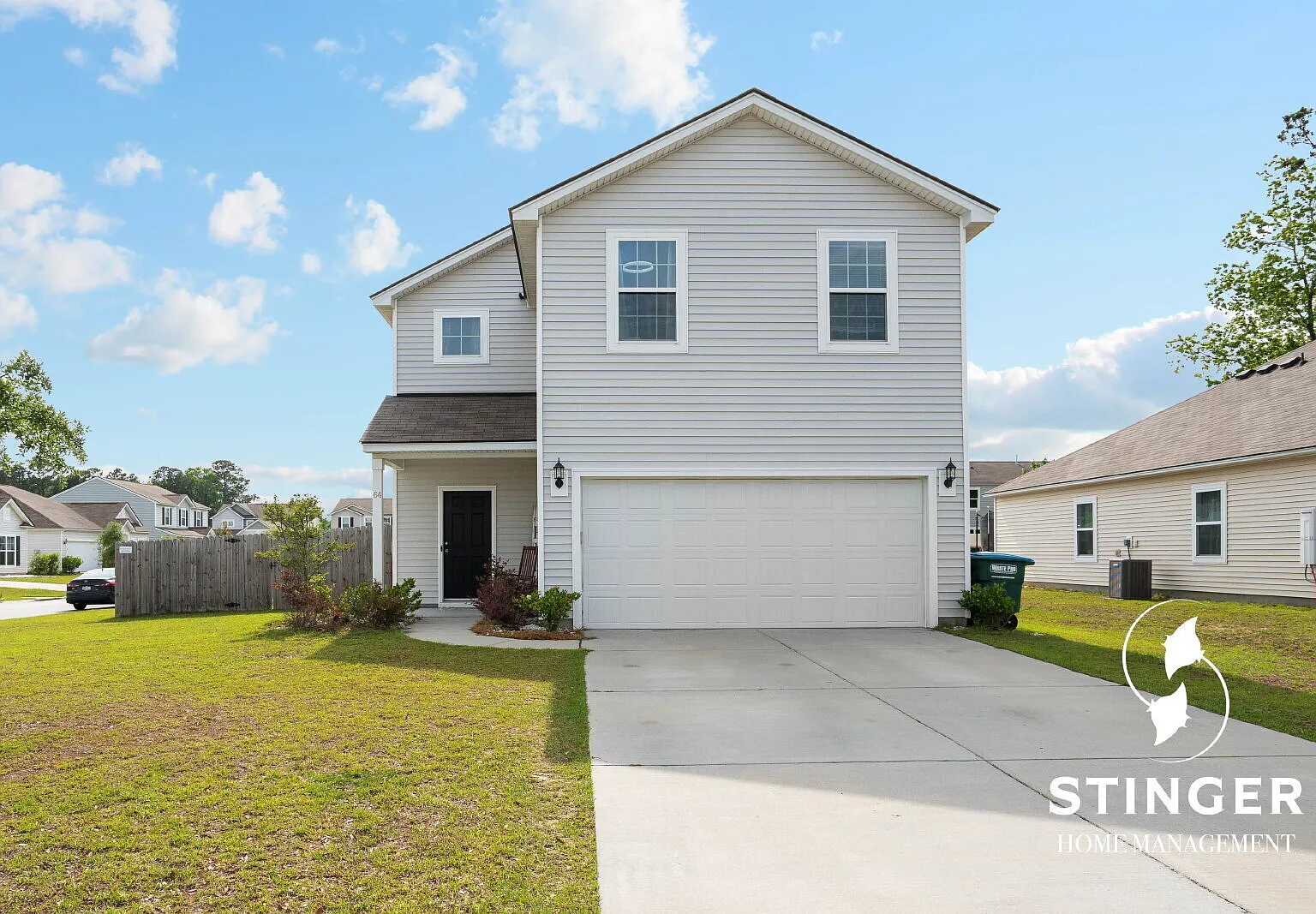 3 Bed / 2.5 Bath Home For Rent in Shadow Moss — Photo 1