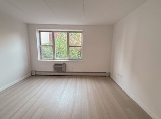 280 E 2nd St #3010, New York, NY 10009