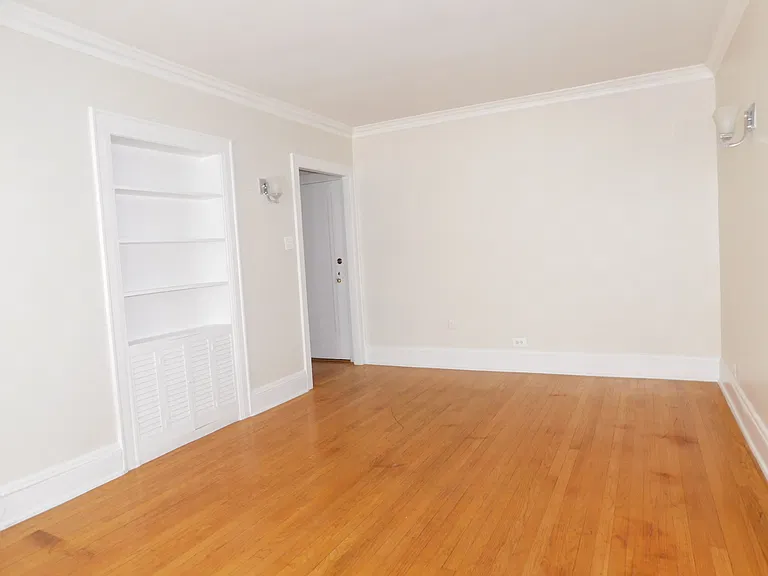 429 Linden Ave #L2 — Photo 3