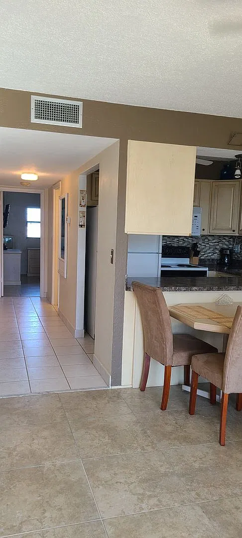 Amazing Ocean View from Pool or Jacuzzi - 1 Bedroom 1 Bath in Daytona Beach — Photo 4