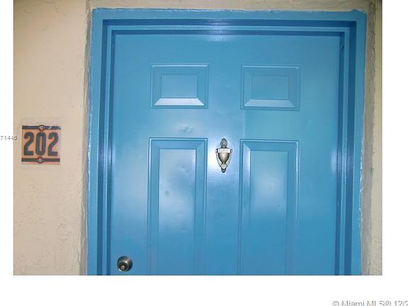 4th image of 9440 E Fontainebleau Blvd #202