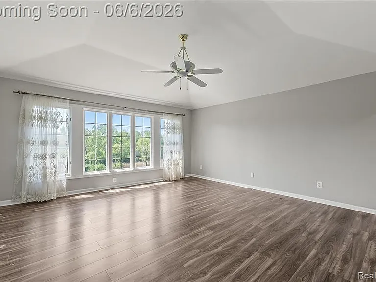 2962 Pheasant Ring Dr — Photo 35