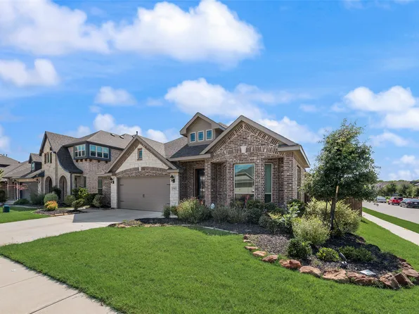 1941 Silverleaf Dr, Red Oak, TX 75154