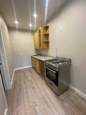 Rented by NYC LUXURY APT RENTALS CO LLC | media 2