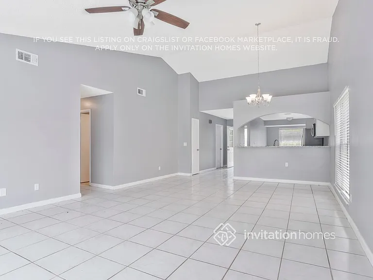 8252 Cascade Oaks Dr — Photo 8