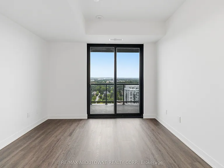 2075 Lakeshore Rd #1211 — Photo 13