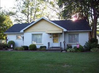 466 Windsor Rd, Rochester, NY 14612