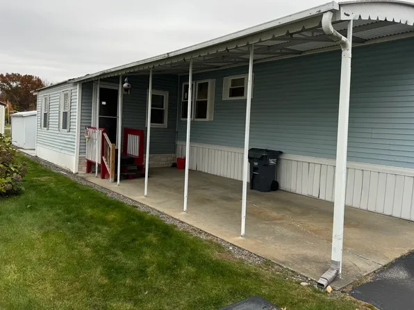 556 Central St #91, Leominster, MA 01453