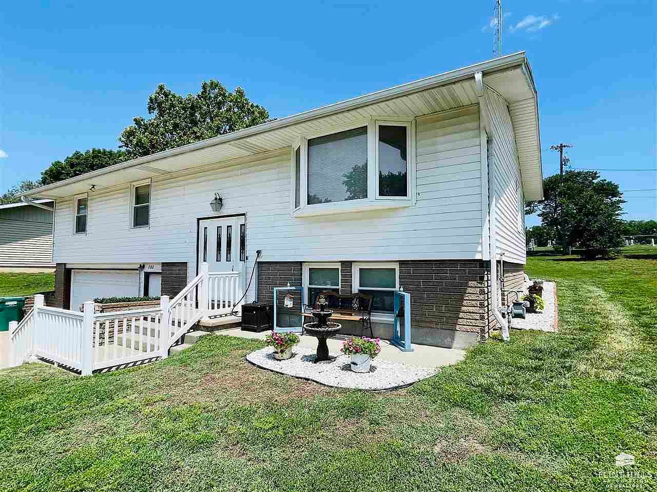 202 7th St, Wakefield, KS 67487 MLS 20231534 Zillow