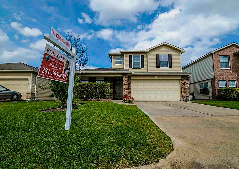 1st image of 7910 Sweetstone Bluff Ln
