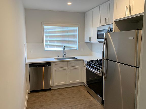5th image of 3300 W 3rd St #309
