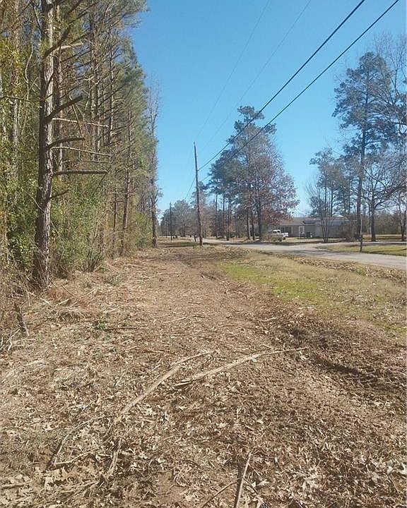 2nd image of 17 D Craig Rd #12