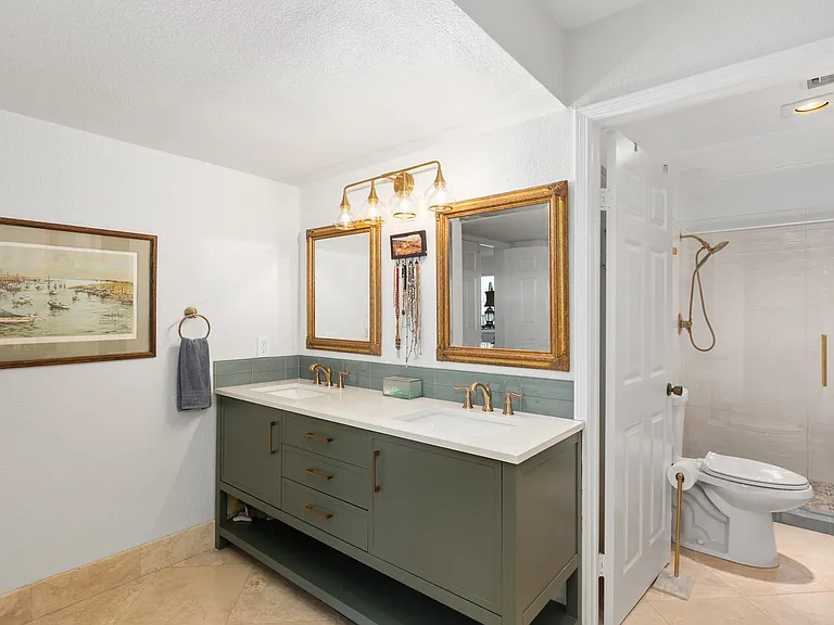 2920 Union St #105 — Photo 16