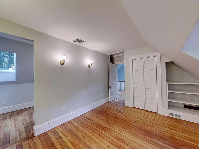 16 Elton St — Photo 21