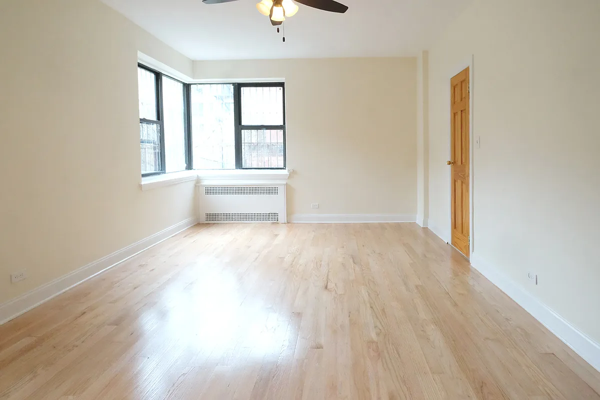 Building Photo - 70 Clark St #2M