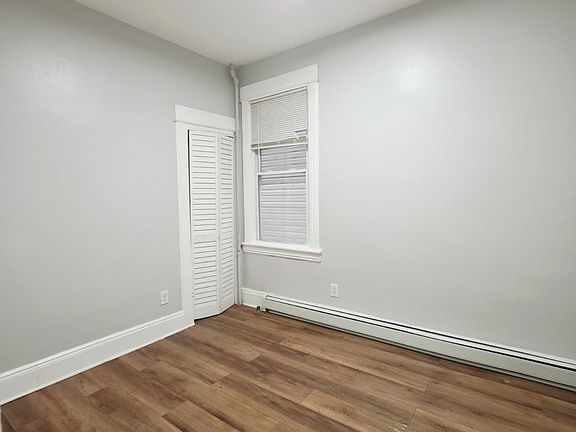 4th image of 84 Winfield Ave #1