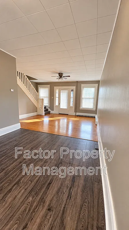 2 bed, 1.0 bath, 1000 sqft, $1,200 — Photo 4