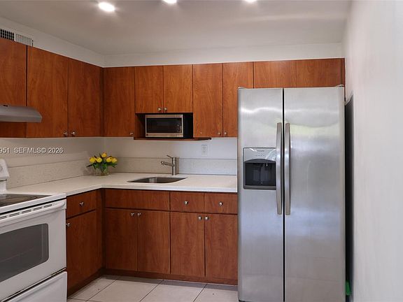 3rd image of 11195 SW 1st St APT 119