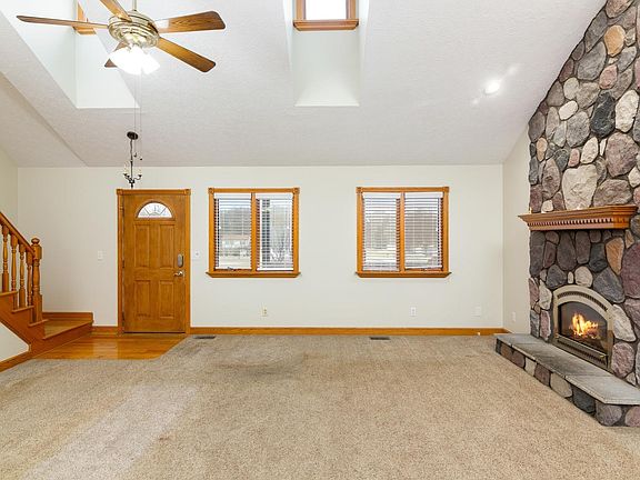 4th image of 7641 Kinney Rd