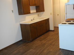 1288 Hazelwood St #202 & 208, Saint Paul, MN 55106