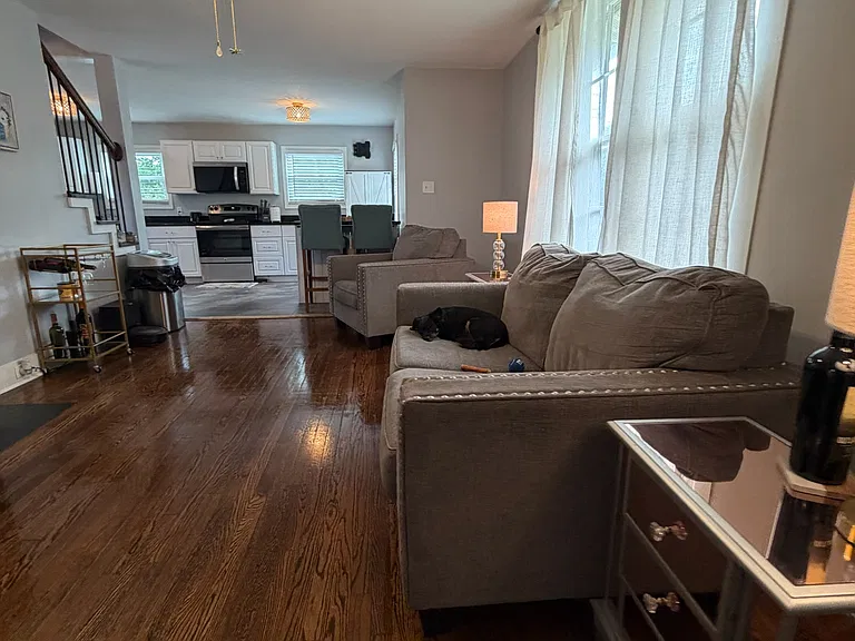 258 E Moody Ave — Photo 8