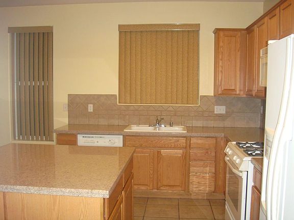 3rd image of 5704 Saint Elias St