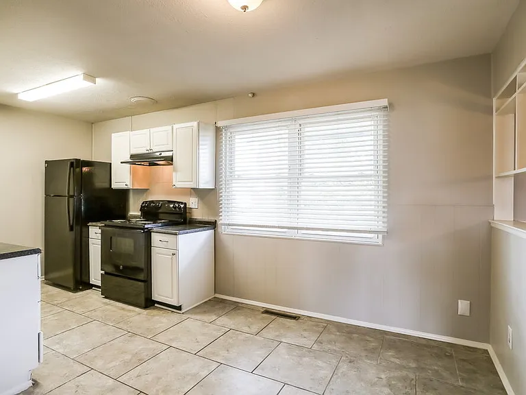 789 Bradwell Dr — Photo 7