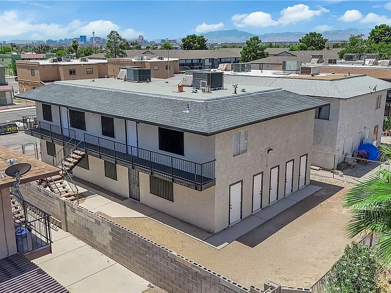 3432 Aristos Ave #A — Photo 25