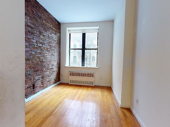 3rd image of 246 W 22nd St #1F