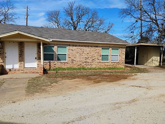 2nd image of 857-859 Meadowlark Ln