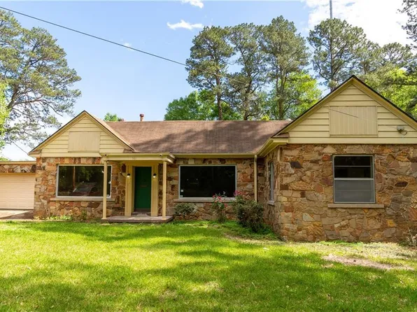 161 Jefferson Ct, Pineville, LA 71360