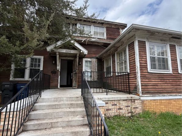 600 Welch Blvd