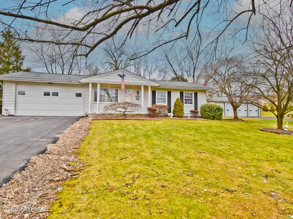 4808 Alder Dr, Walnutport, PA 18088