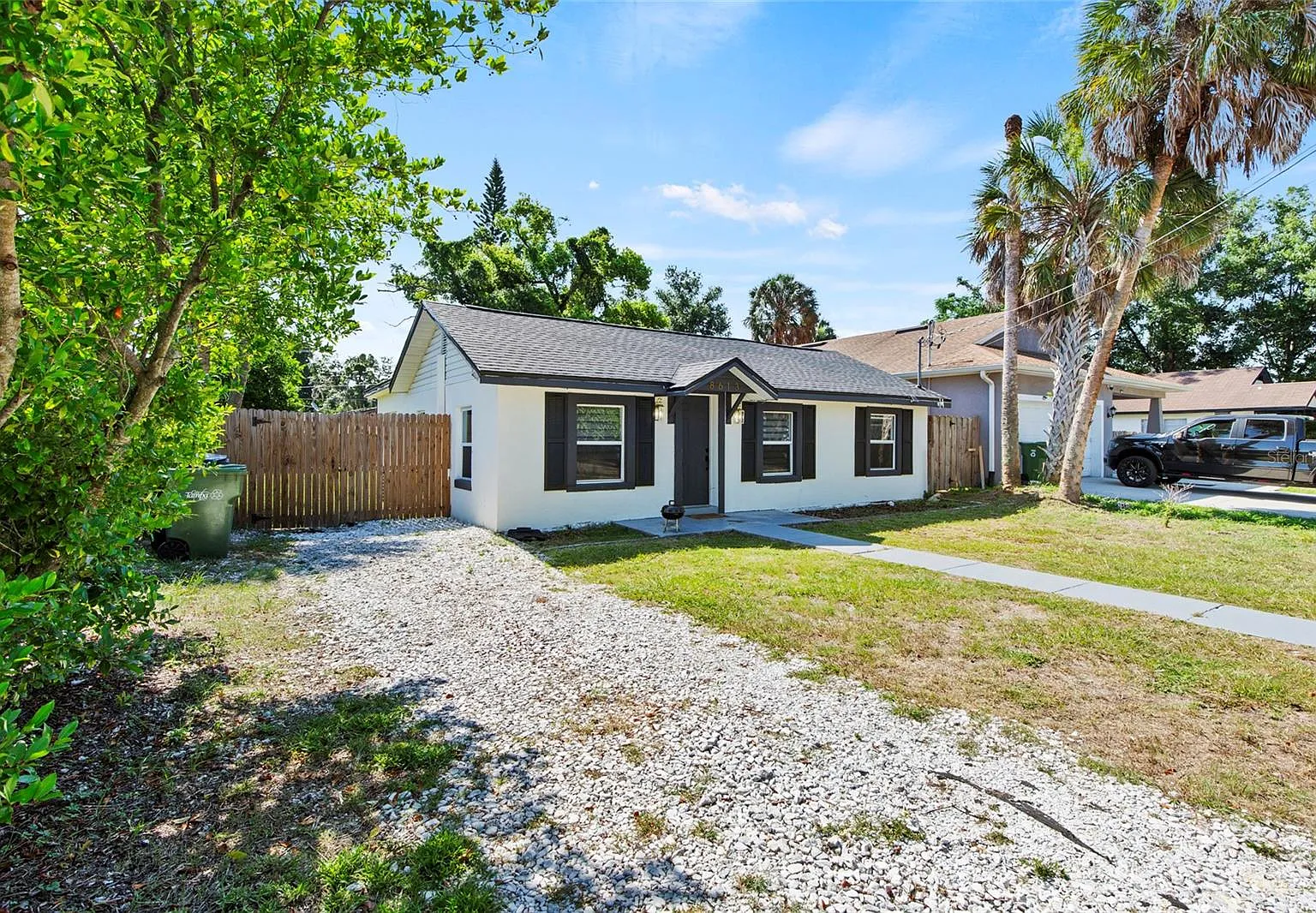 1 bed, 1.0 bath, 1197 sqft, $1,350 — Photo 3
