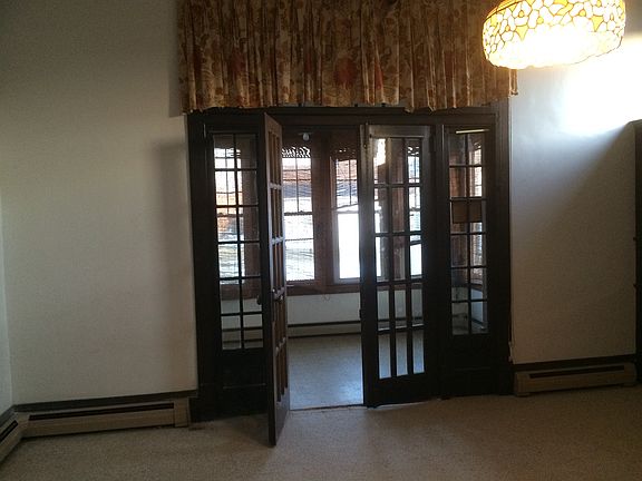 Down dining to laundry