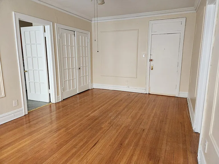 Everett Apartments — Photo 5