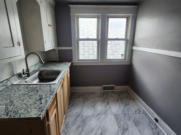 430 Hewitt Ave FLOOR 2