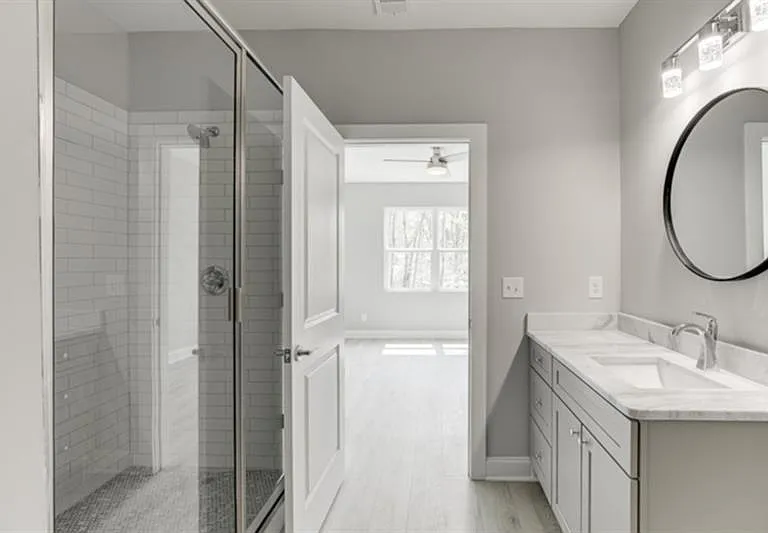 1641 E Broad St — Photo 17
