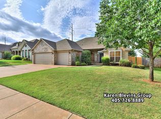 716 NW 193rd St, Edmond, OK 73012